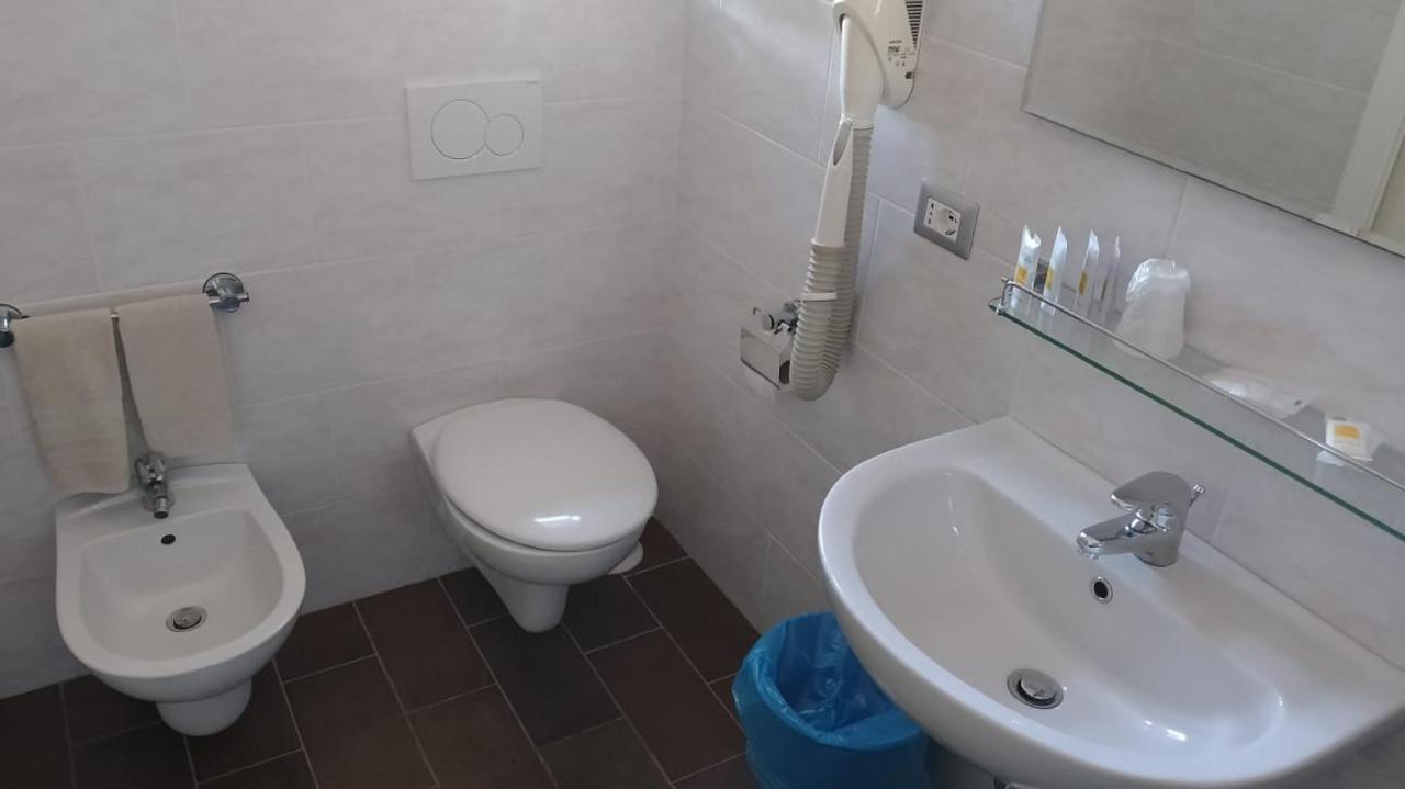 Hotel La Margherita & Spa Alghero Bagian luar foto