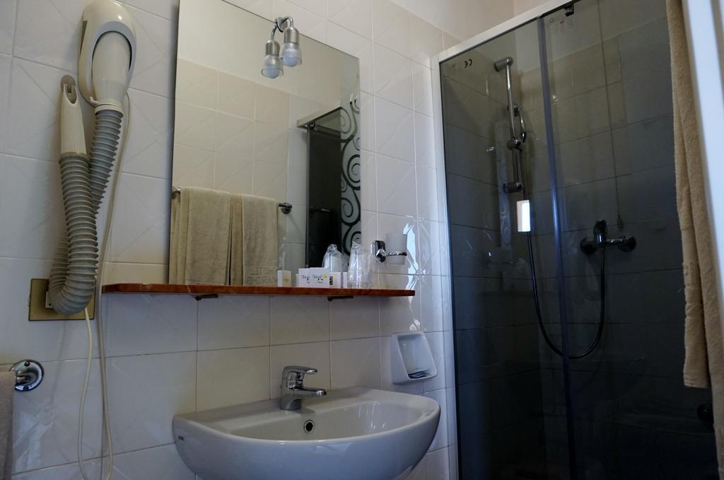 Hotel La Margherita & Spa Alghero Bagian luar foto